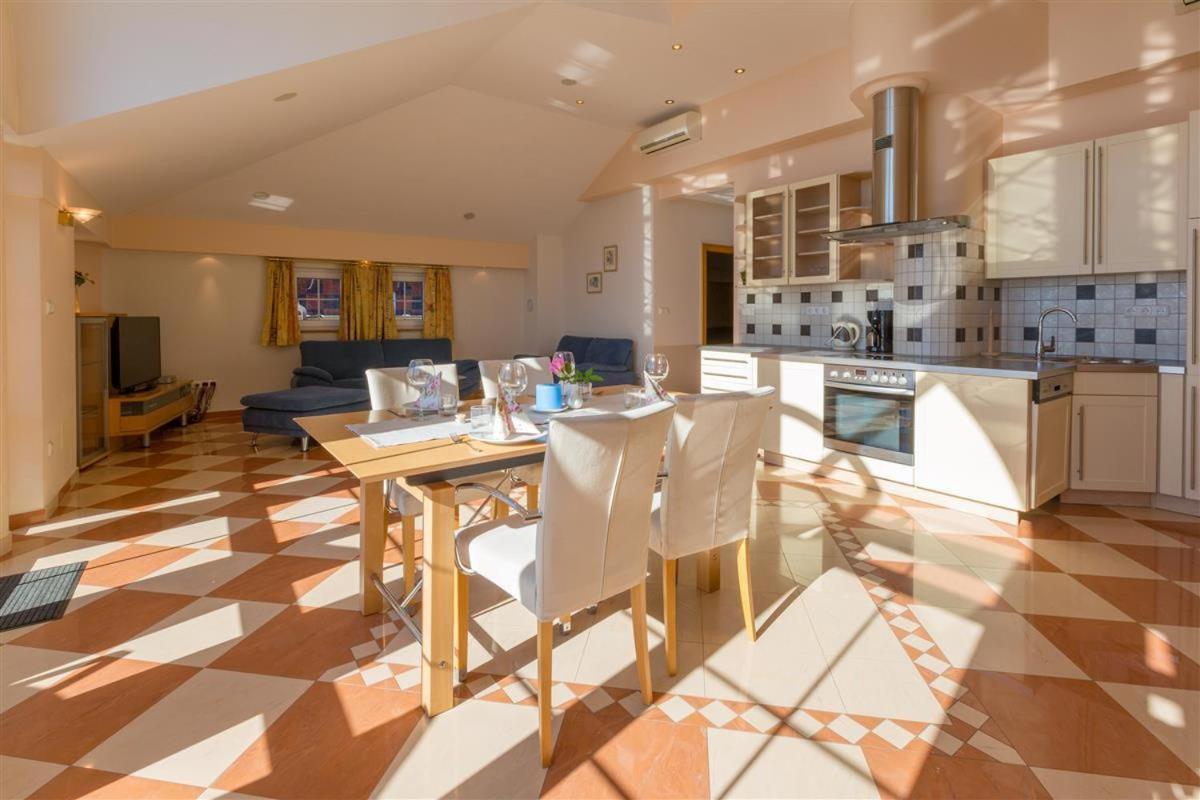 Villa Barbara تْسْغيكفانِتْسا الغرفة الصورة